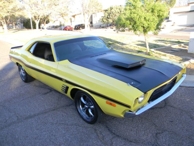 1972 Dodge Challenger - photo 2