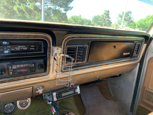 1973 Ford F-350 CAMPER SPEICAL - photo 12