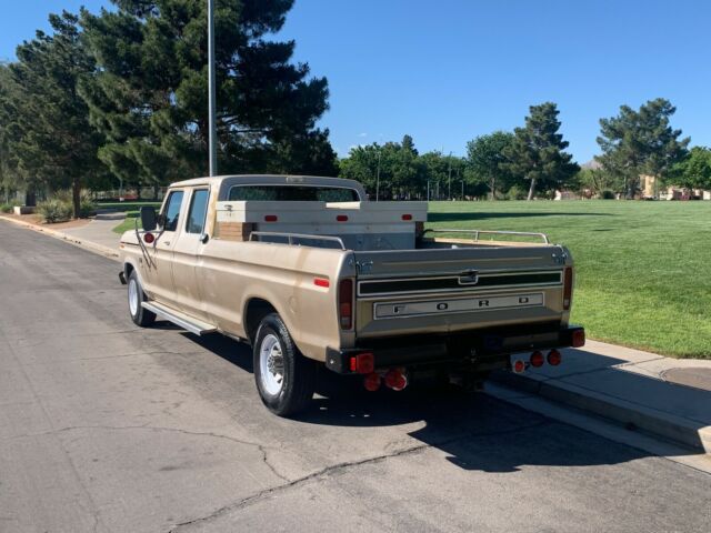 1973 Ford F-350 CAMPER SPEICAL - photo 4