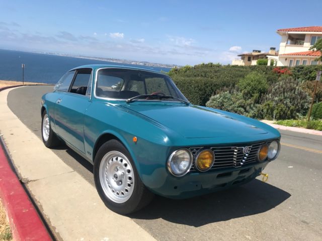 1974 Alfa Romeo GTV coupe 2-door. - photo 3