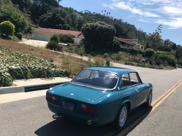 1974 Alfa Romeo GTV coupe 2-door. - photo 4