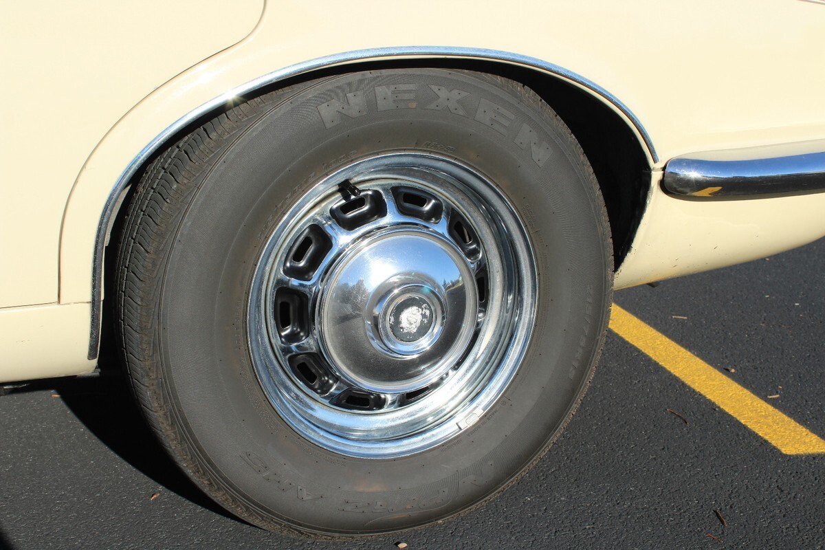 1974 Jaguar XJ - photo 8