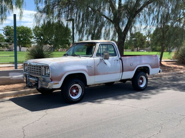 1977 Dodge Power Wagon ADVENTURER 150 - photo 2
