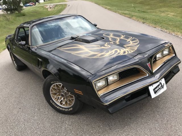 No Reserve - 1977 Trans Am Special Edition 400 Auto 60k miles, True Hurst SE Y82 1977 Pontiac Trans Am