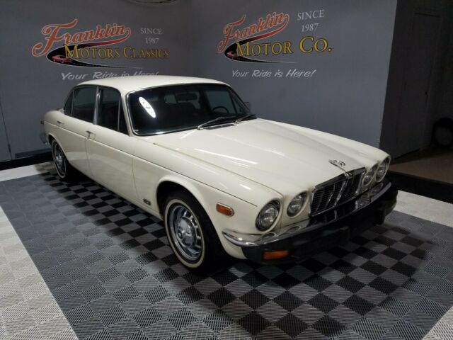 **NO RESERVE!!!!** 1978 Jaguar XJ6L 1978 Jaguar XJ6 XJ6L