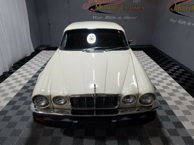 1978 Jaguar XJ6 XJ6L - photo 3