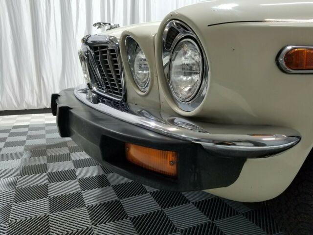 1978 Jaguar XJ6 XJ6L - photo 6