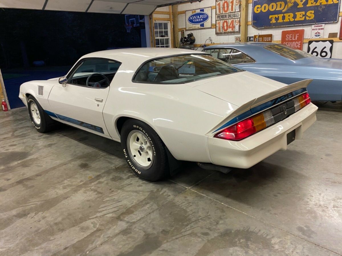 1979 Chevrolet Camaro Z28 - photo 2
