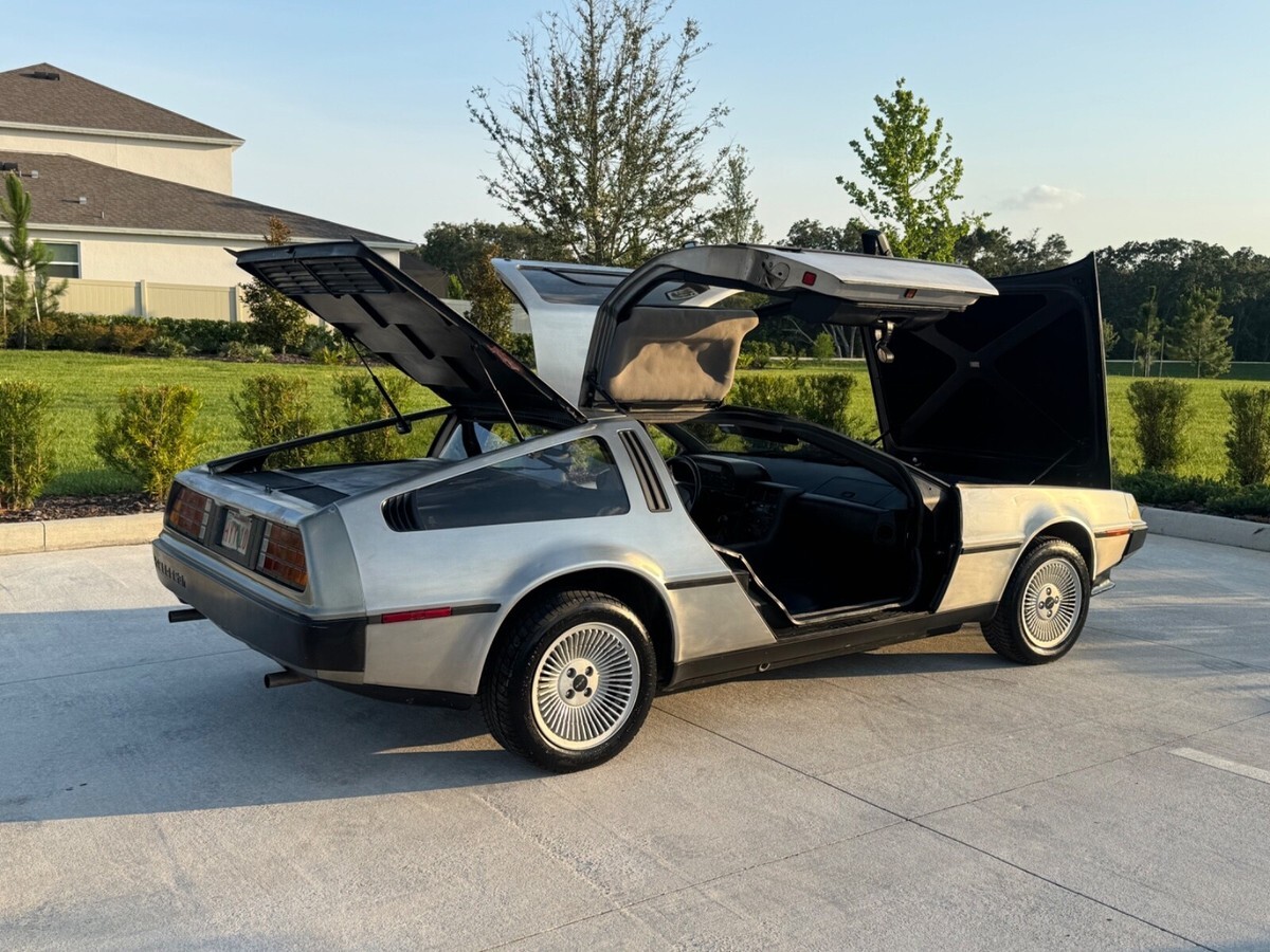 1981 DeLorean DMC Gullwing DMC-12 DeLorian - photo 12