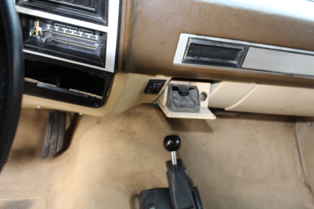 1982 Chevrolet C/K Pickup 2500 Silverado - photo 8
