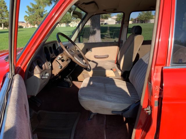 1984 Toyota Land Cruiser FJ60 - photo 12