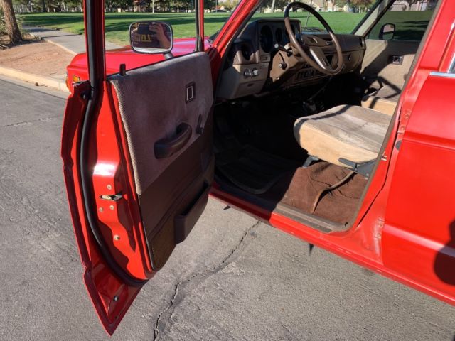 1984 Toyota Land Cruiser FJ60 - photo 13