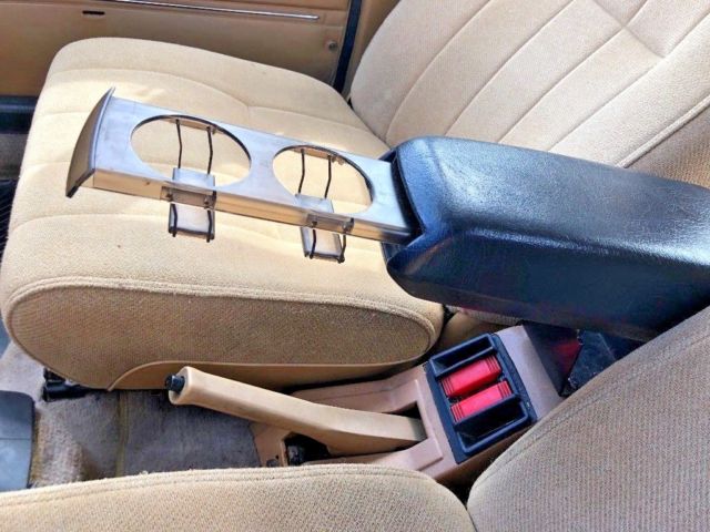 1984 Volvo 240 GL - photo 11