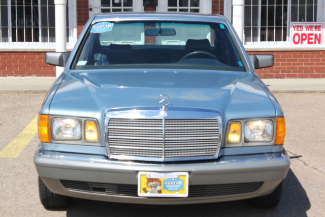 1985 Mercedes-Benz 300-Series Base Sedan 4-Door - photo 10