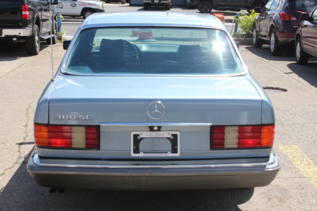 1985 Mercedes-Benz 300-Series Base Sedan 4-Door - photo 6