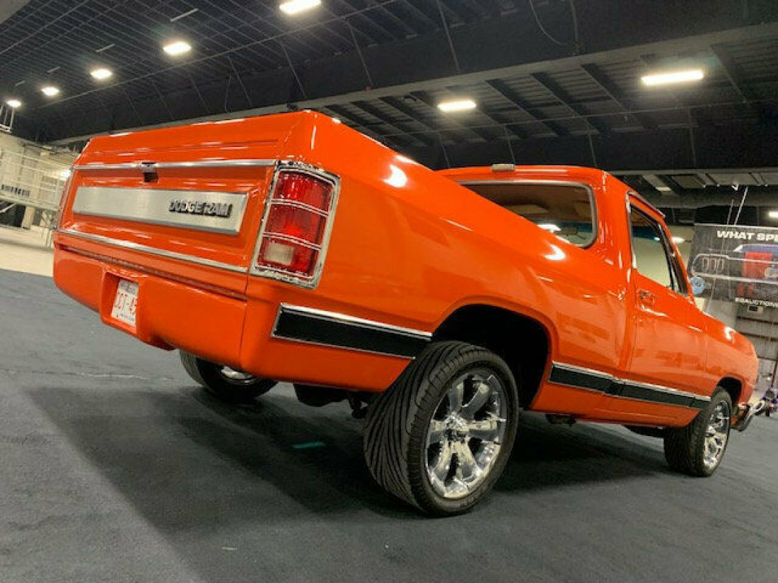 1986 Dodge Ram 1500 NO RESERVE - photo 4