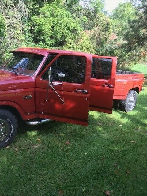 1986 Ford F-350 RED - photo 3