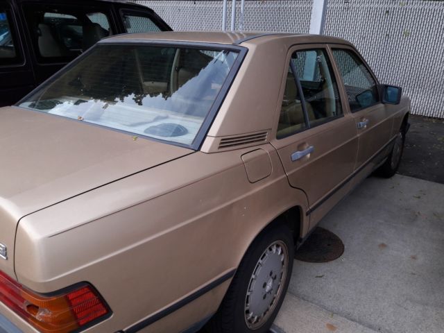 No Reserve - 1986 mercedes-benz 190e 1986 Mercedes-Benz 190-Series 190E