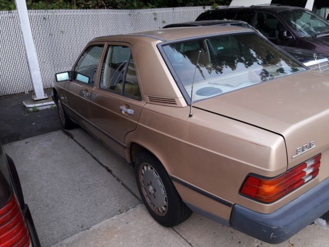 1986 Mercedes-Benz 190-Series 190E - photo 3