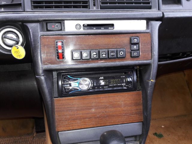 1986 Mercedes-Benz 190-Series 190E - photo 5