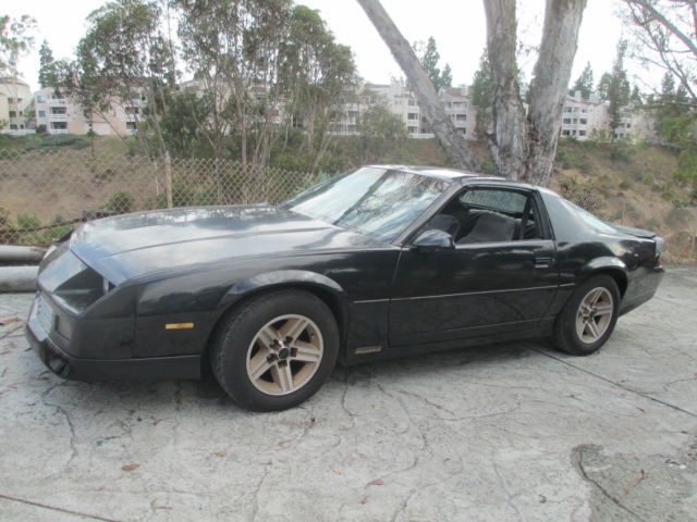 No Reserve 1987 Chevrolet Camaro IROC Z28 T-Tops TPI 1987 Chevrolet Camaro