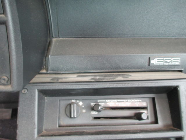 1987 Chevrolet Camaro - photo 9