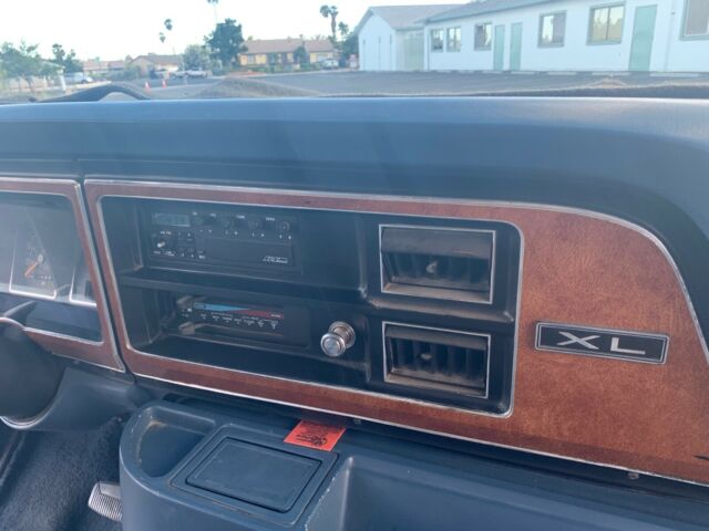1987 Ford E-Series Van E-150 VAN - photo 4