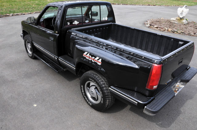 1988 Chevrolet C/K Pickup 1500 - photo 11