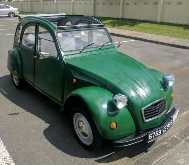 1900 Citroën 2CV