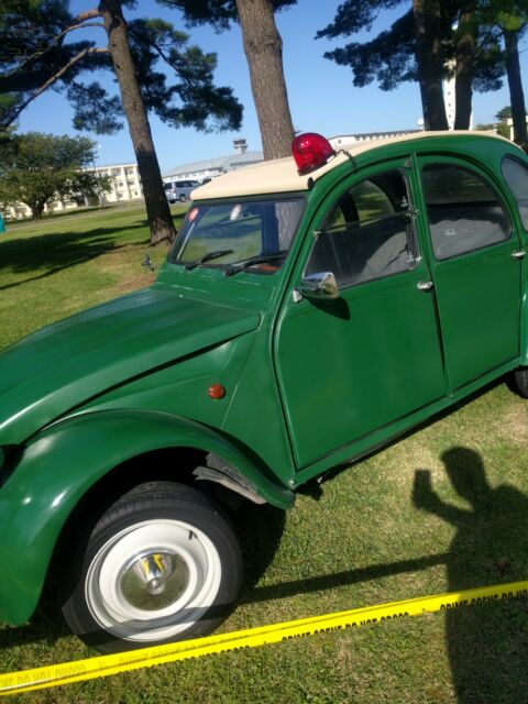 1900 Citroën 2CV - photo 11