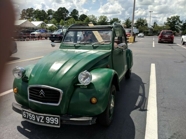1900 Citroën 2CV - photo 2