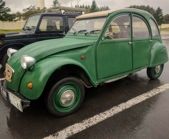 1900 Citroën 2CV - photo 9