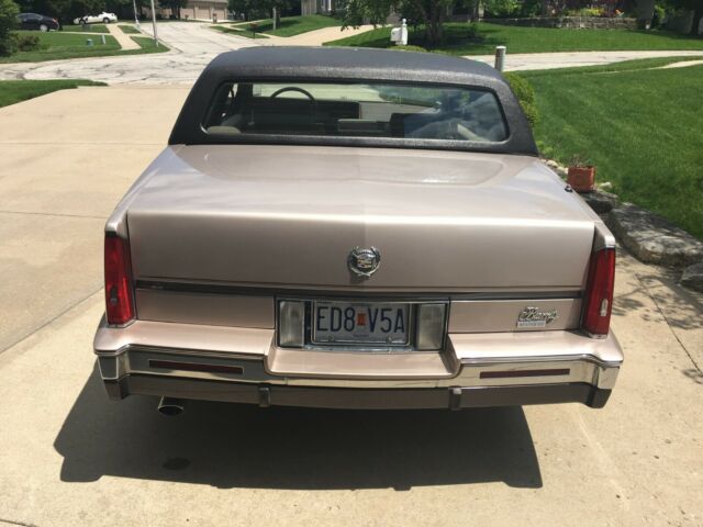 1989 Cadillac Eldorado Biarritz NO RESERVE AUCTION - photo 4