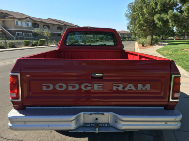 1989 Dodge Other Pickups DODGE LONG BED RED D100 V8 318 1989 - photo 6