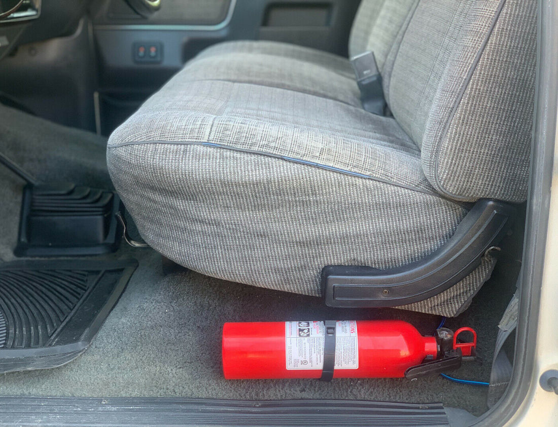 1989 Ford F-350 No Reserve!1989 XLT Lariat 4X4 93k Miles Inspected - photo 6