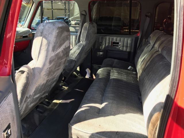 1989 GMC Suburban GMC SURBURBAN SLE - photo 10