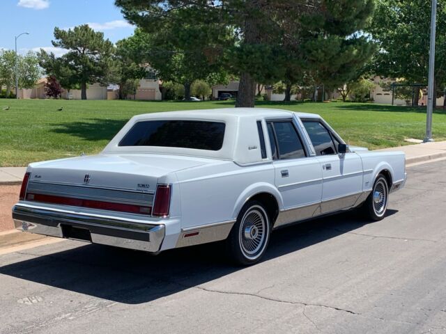 1989 Lincoln Town Car TOWNCAR - photo 9