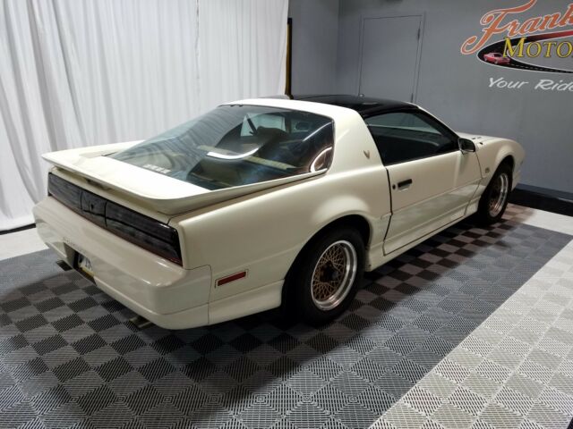 1989 Pontiac Trans Am GTA - photo 5