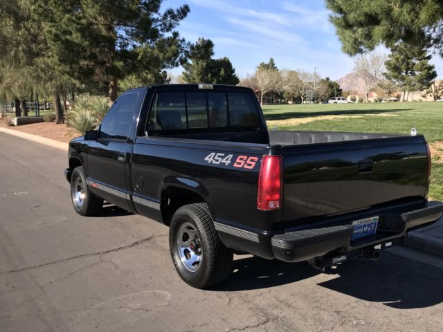 1990 Chevrolet C/K Pickup 1500 454 SS - photo 3