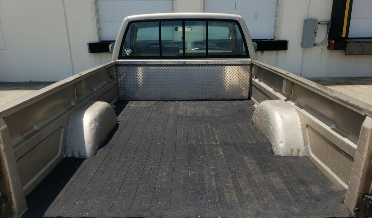 1990 GMC Sierra 1500 NO RESERVE LOW MILES CARFAX - photo 9