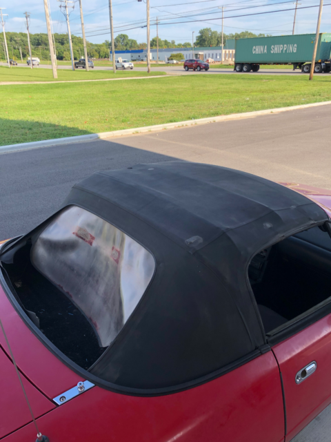 1990 Mazda MX-5 Miata Convertible 2D - photo 10