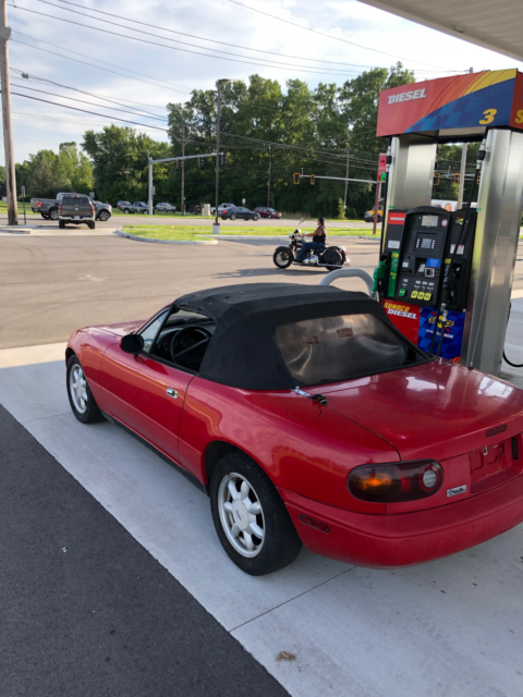 1990 Mazda MX-5 Miata Convertible 2D - photo 5