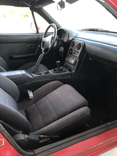 1990 Mazda MX-5 Miata Convertible 2D - photo 9