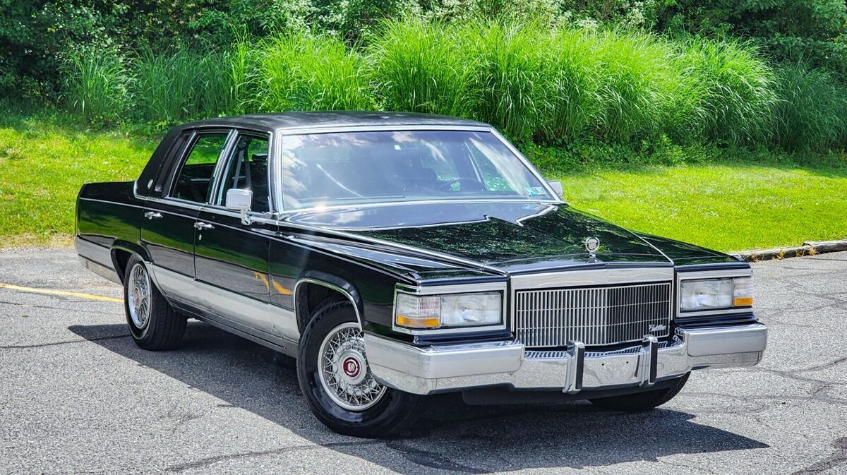 1991 Cadillac Fleetwood NO RESERVE BROUGHAM LOW MILES TRIPPLE-BLACK - photo 4
