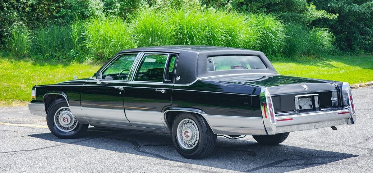 1991 Cadillac Fleetwood NO RESERVE BROUGHAM LOW MILES TRIPPLE-BLACK - photo 6
