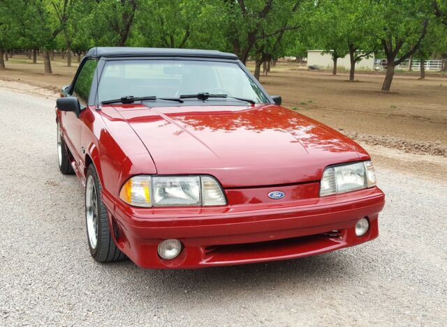 1991 Ford Mustang Convertible GT - photo 5