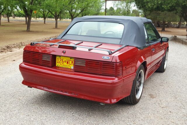 1991 Ford Mustang Convertible GT - photo 6