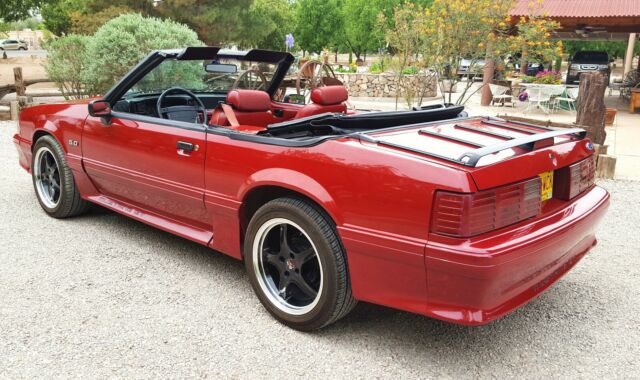 1991 Ford Mustang Convertible GT - photo 8
