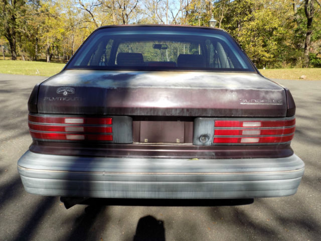 1991 Plymouth Sundance America Hatchback 2-Door - photo 4