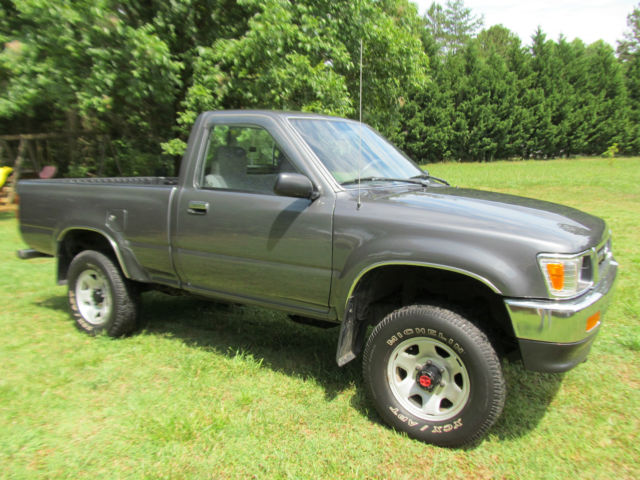 NO RESERVE! 1992 Toyota Pickup 4wd, Only 88,500 miles, Rare Automatic, PW, 1992 Toyota Pickup NO RESERVE, Only 88,000 miles, Rare automatic